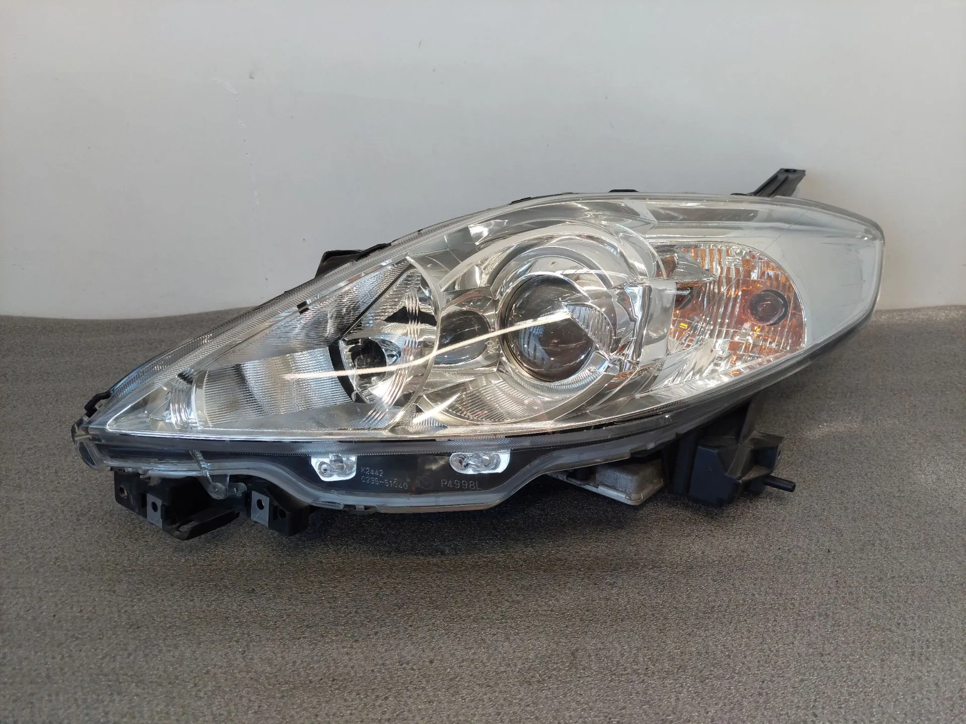 Ótica / farol esquerda MAZDA 5 (CR19)