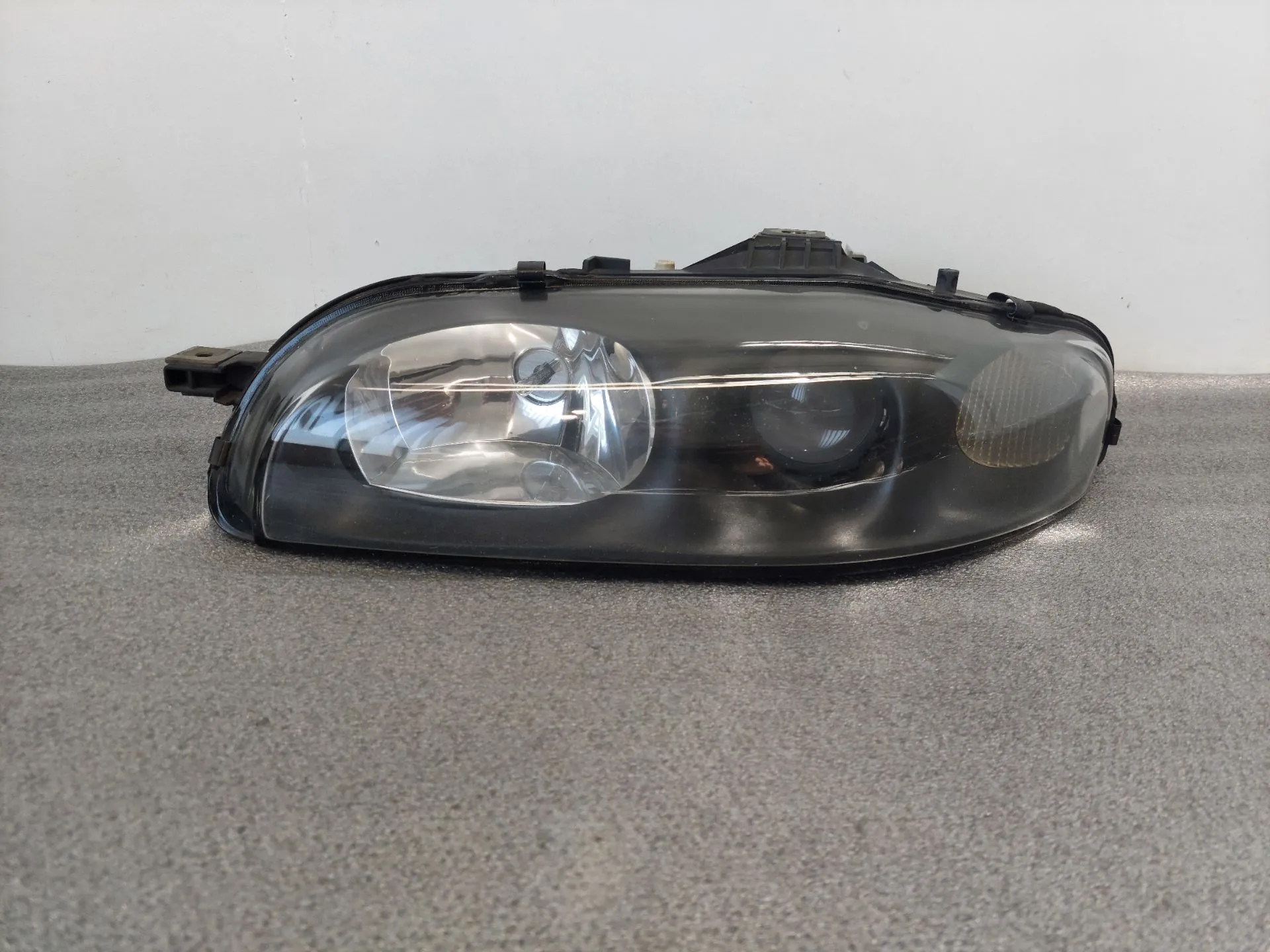 Ótica / farol esquerda FIAT Marea (185_)