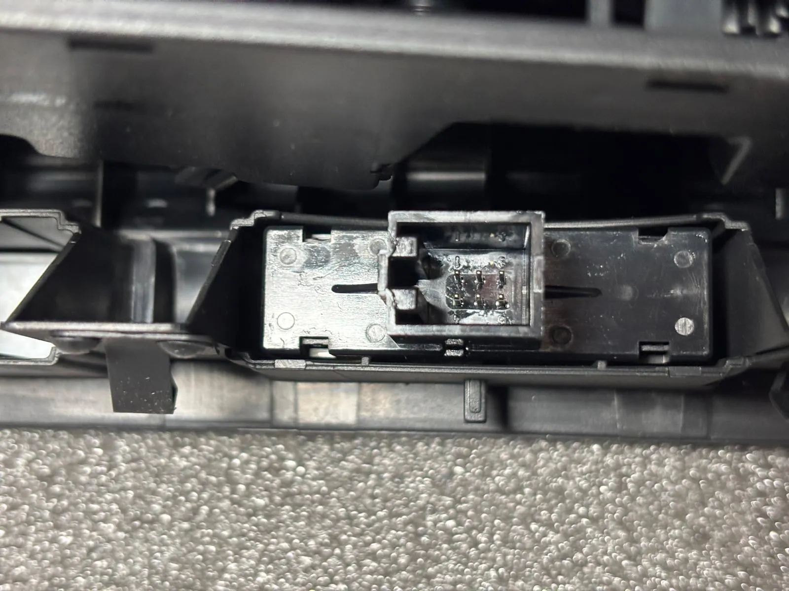 Difusor / saída de ar AUDI A6 Avant (4F5, C6) Imagem-7 Difusor / saída de ar AUDI A6 Avant (4F5, C6) Imagem-7