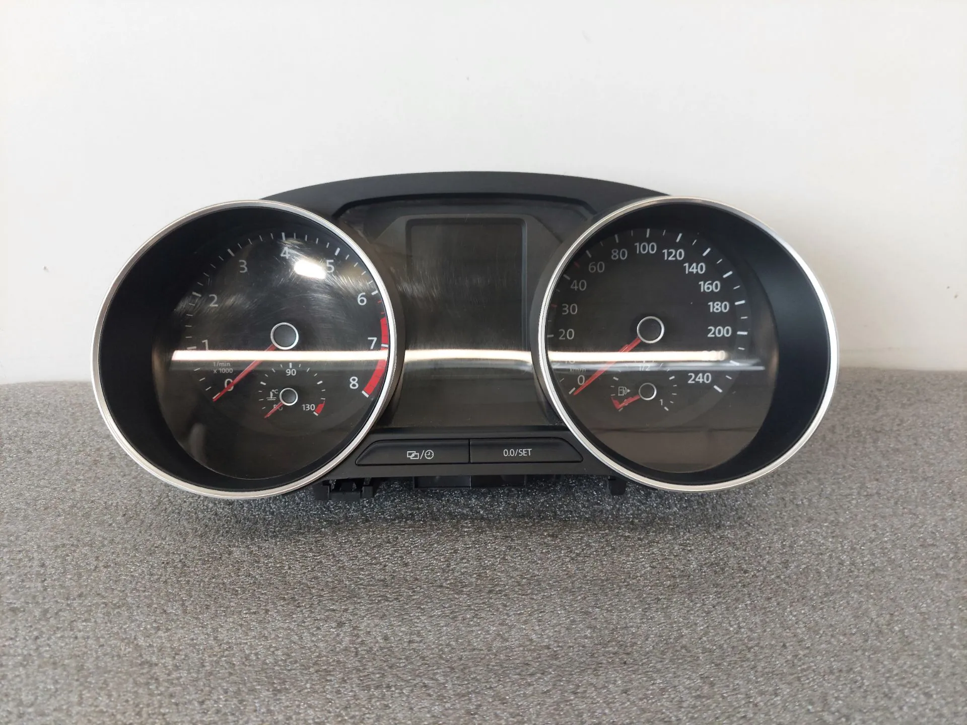 Quadrante / painel de instrumentos VOLKSWAGEN Polo (6R, 6C)