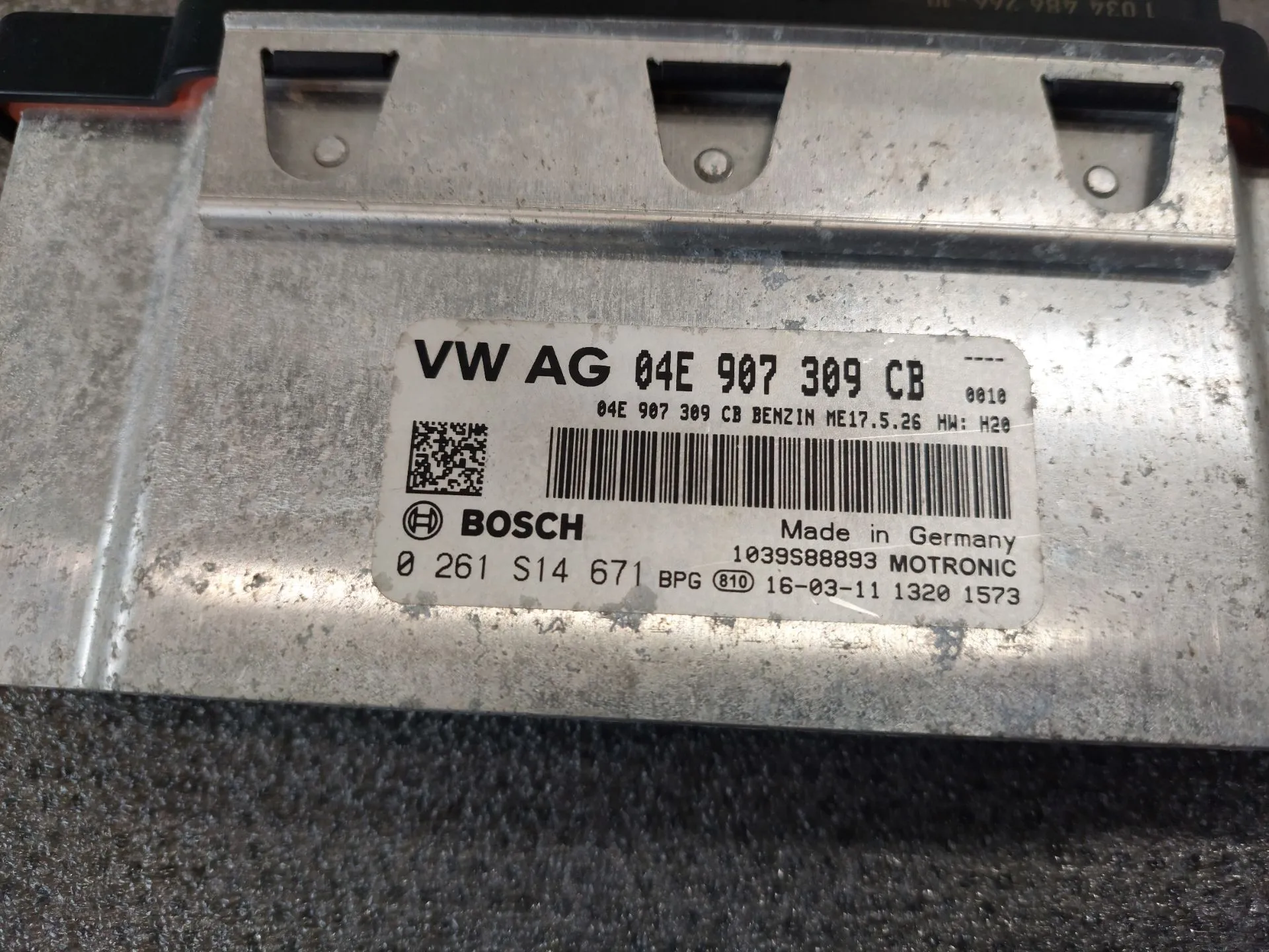 Centralina motor / ECU VOLKSWAGEN Polo (6R, 6C) Imagem-3 Centralina motor / ECU VOLKSWAGEN Polo (6R, 6C) Imagem-3