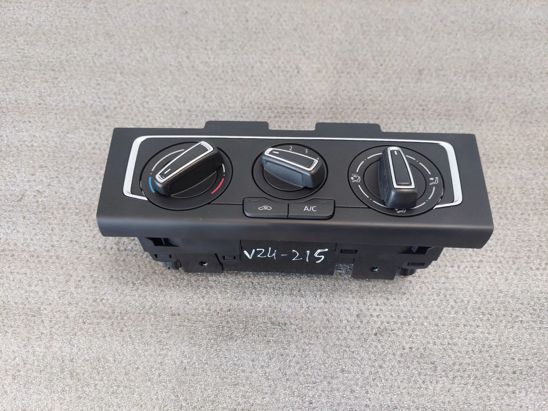Comando chauffage / sofagem VOLKSWAGEN Polo (6R, 6C) Imagem-1