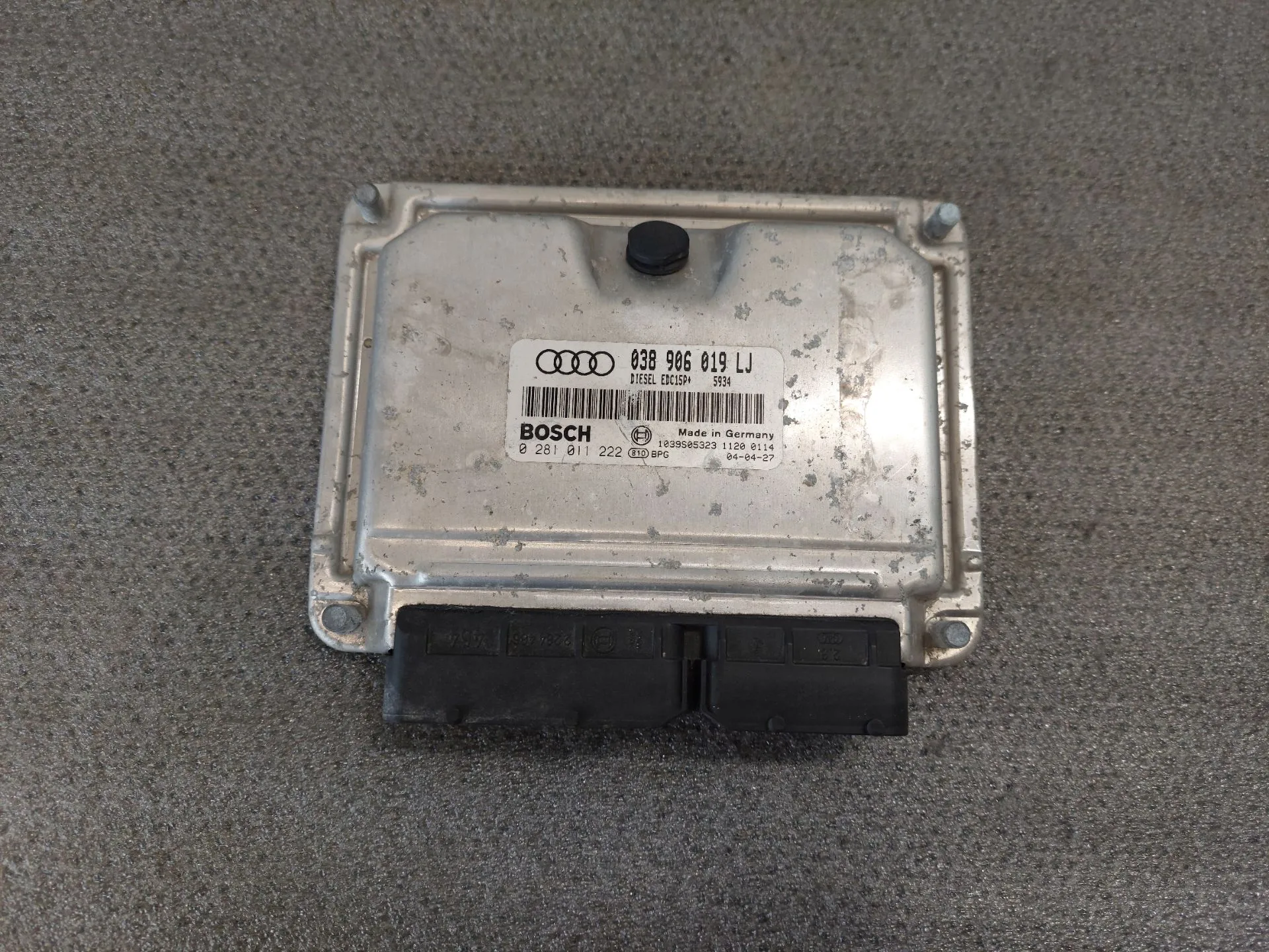 Centralina motor / ECU AUDI A4 (8E2, B6)