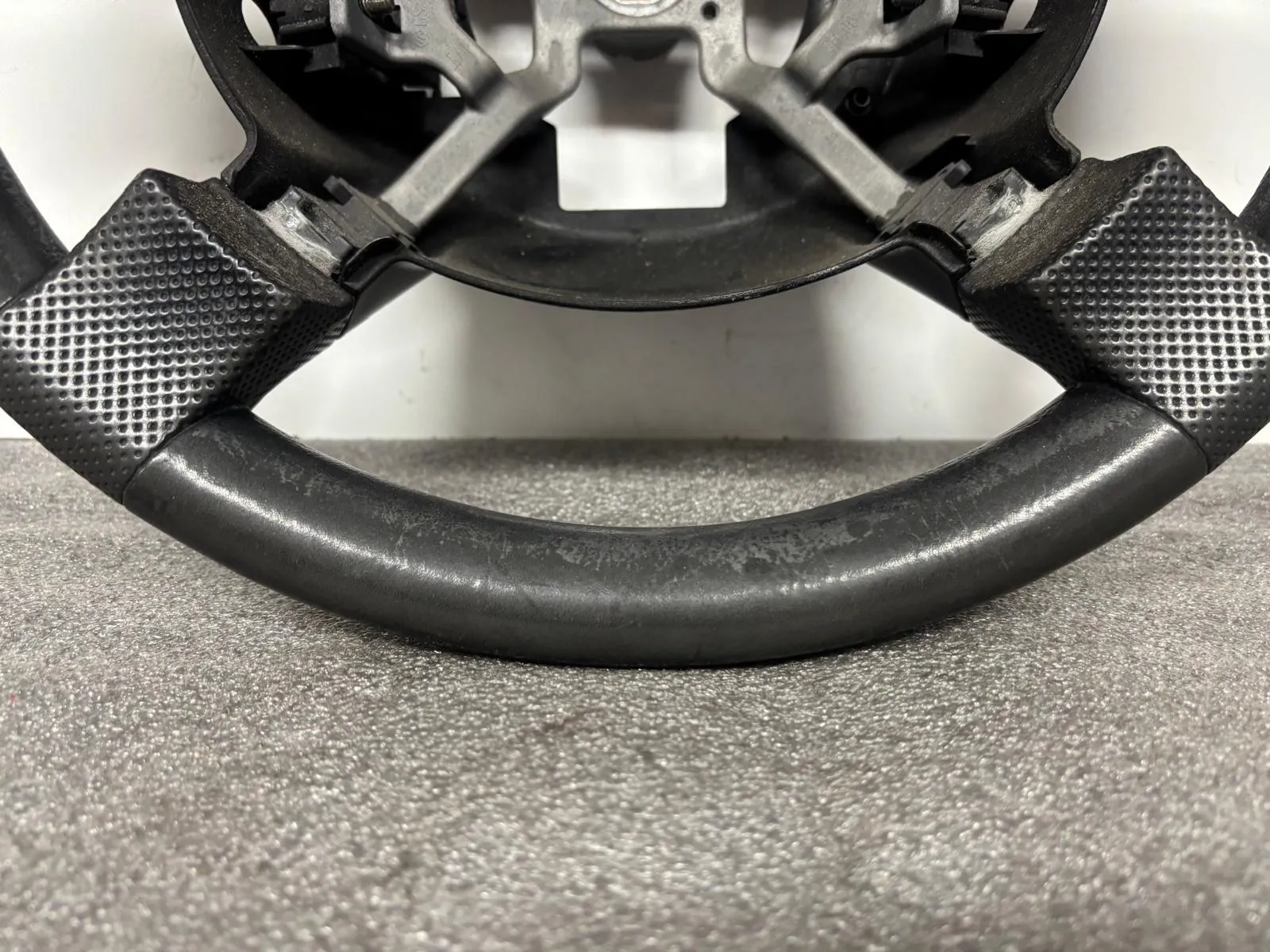 Volante de dirección MITSUBISHI Space Star Combi (DG_A) Imagem-1