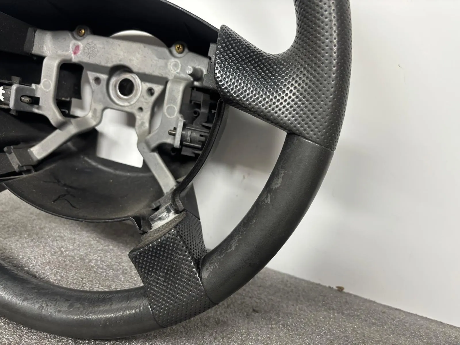 Volante de dirección MITSUBISHI Space Star Combi (DG_A) Imagem-2