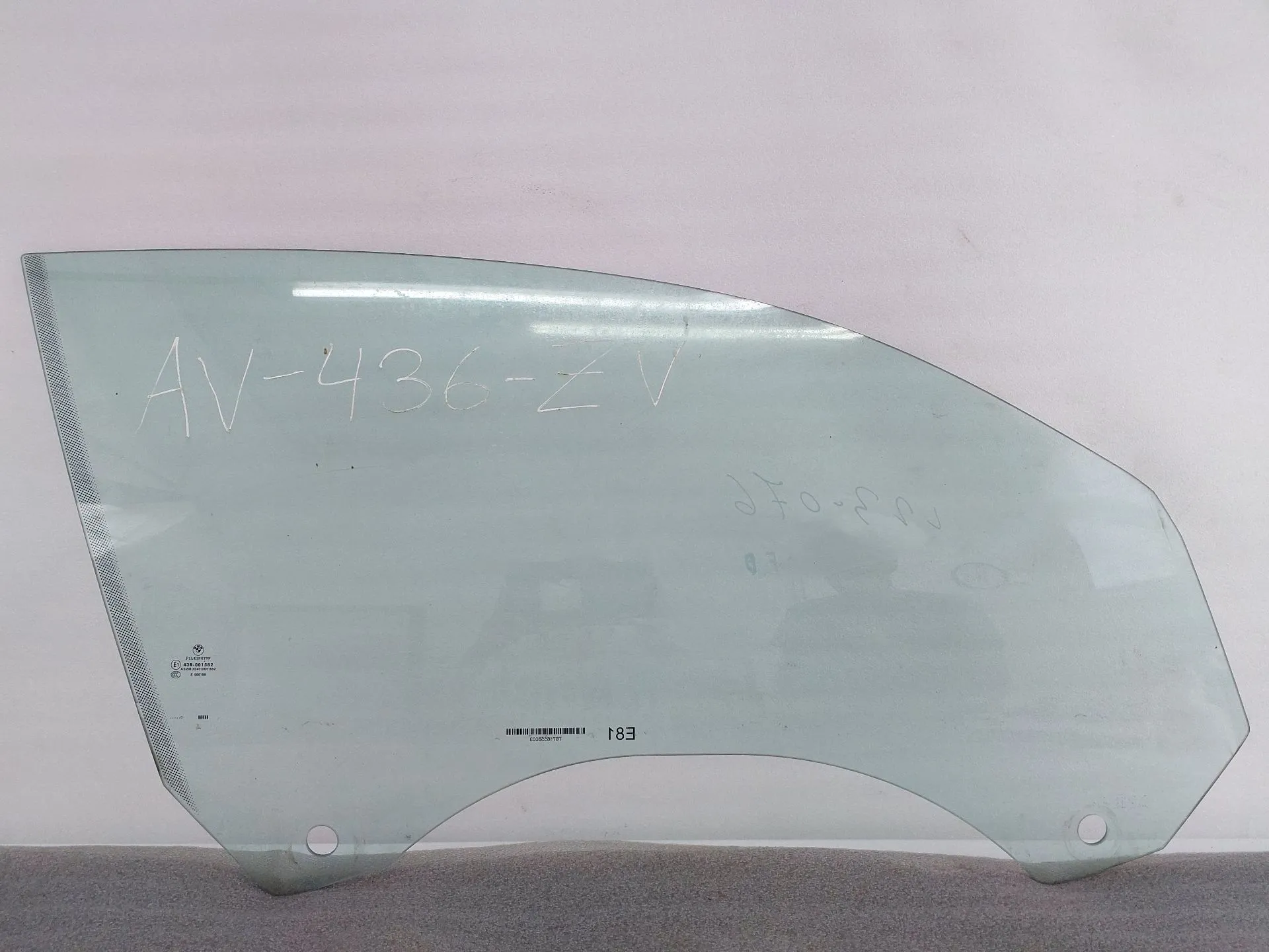 Vidro porta frente direita BMW 1 (E81)