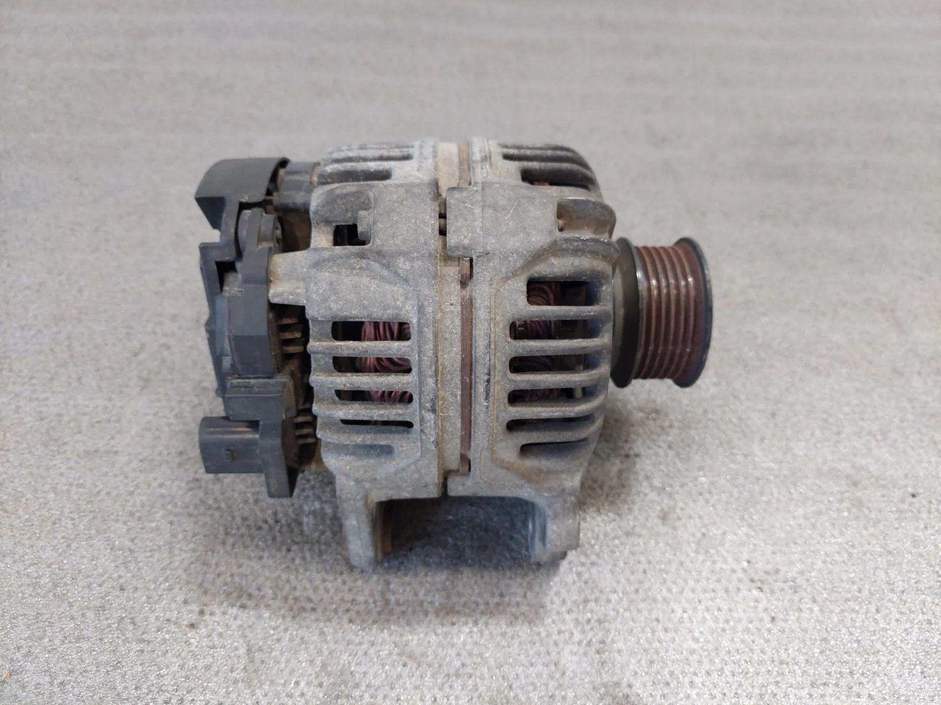 Alternador SEAT Ibiza II (6K1) Imagem-2 Alternador SEAT Ibiza II (6K1) Imagem-2