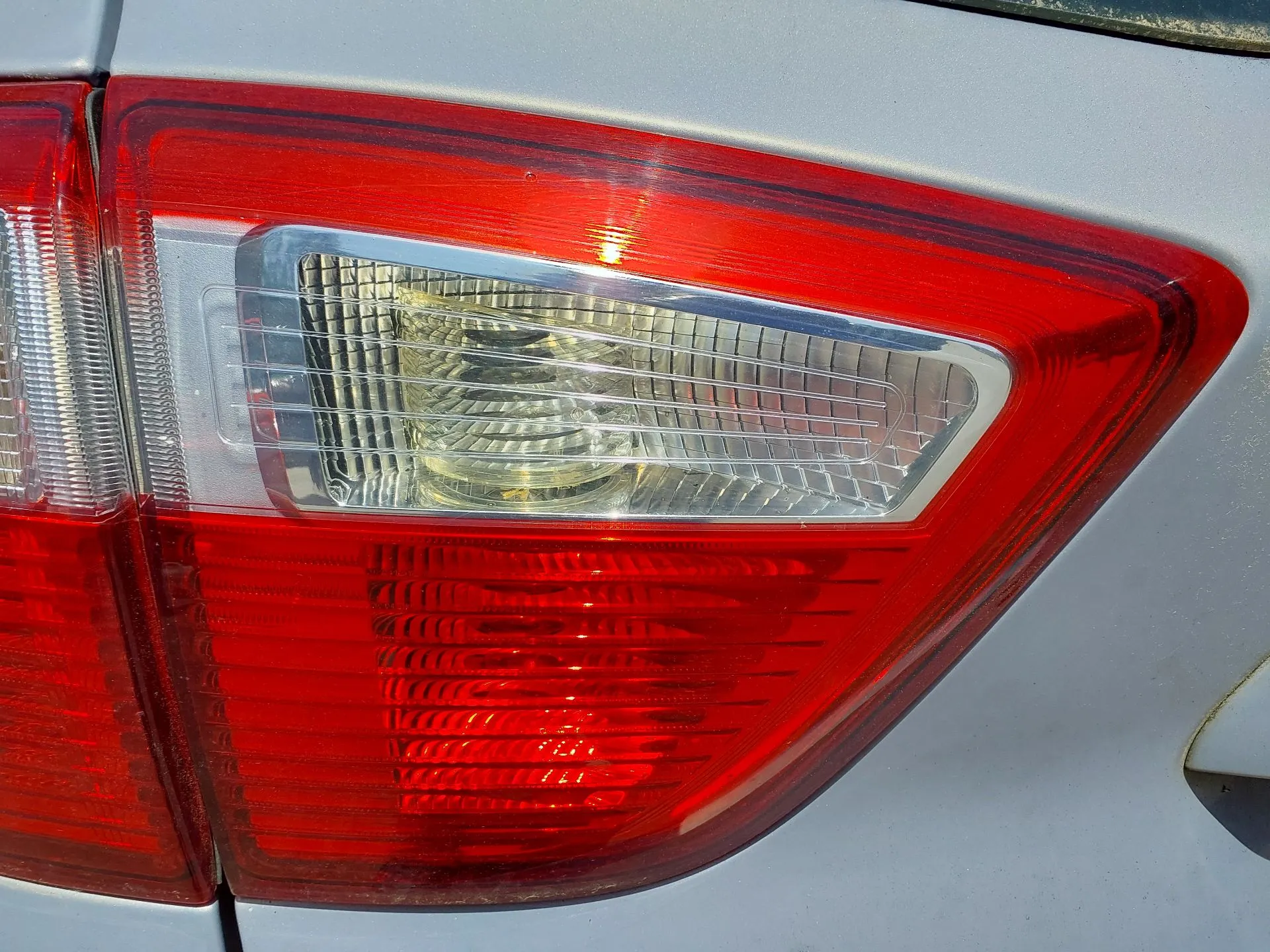 Farolim da mala esquerdo FORD C-Max II (DXA/CB7, DXA/CEU)