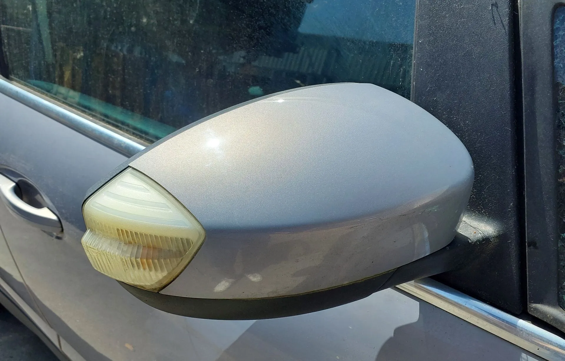 Retrovisor / espelho direito FORD C-Max II (DXA/CB7, DXA/CEU) Imagem-1 Retrovisor / espelho direito FORD C-Max II (DXA/CB7, DXA/CEU) Imagem-1