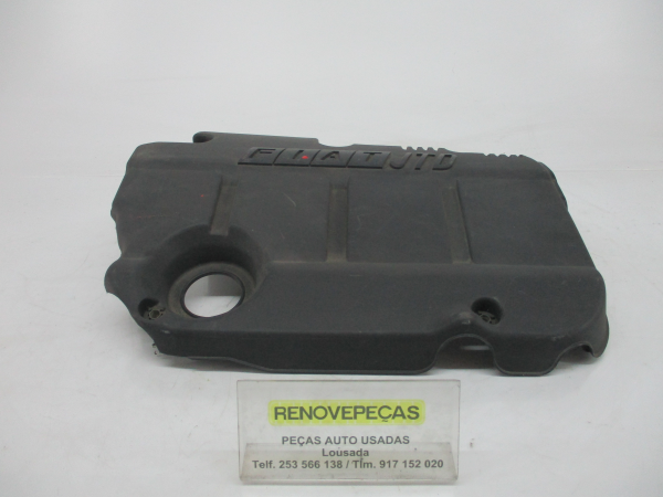 Cobertura del motor FIAT Doblo Combi (119_, 223_)