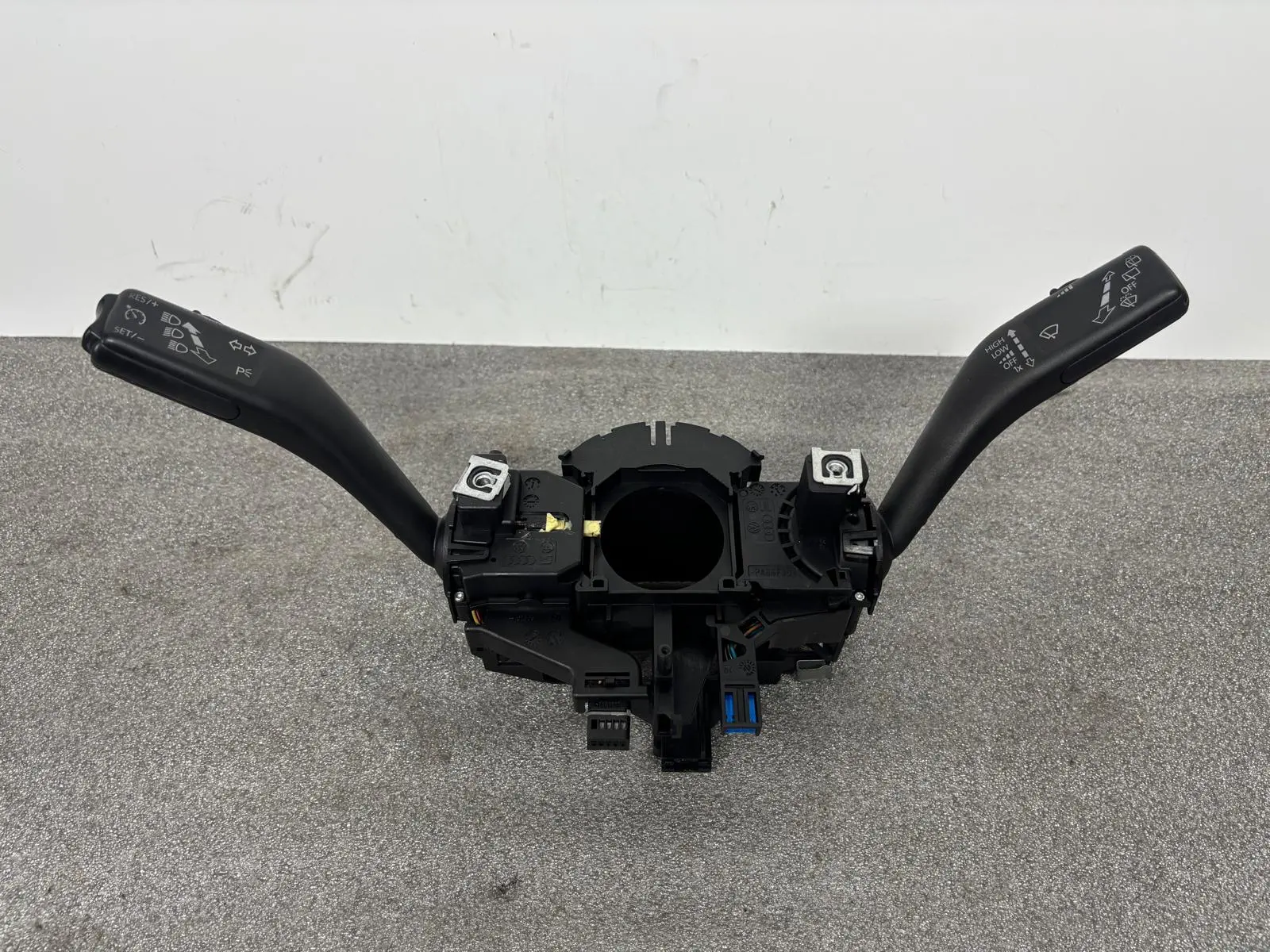Conjunto / manetes de luzes e limpa vidros VOLKSWAGEN Golf V Variant 