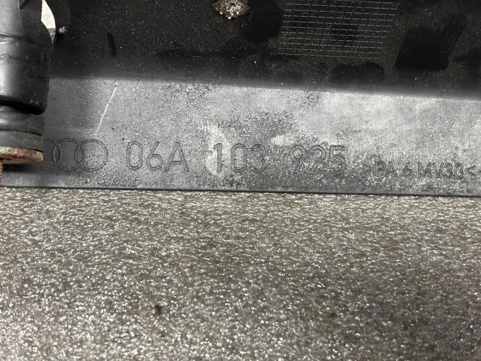 Cobertura del motor AUDI A3 (8L1) Imagem-2