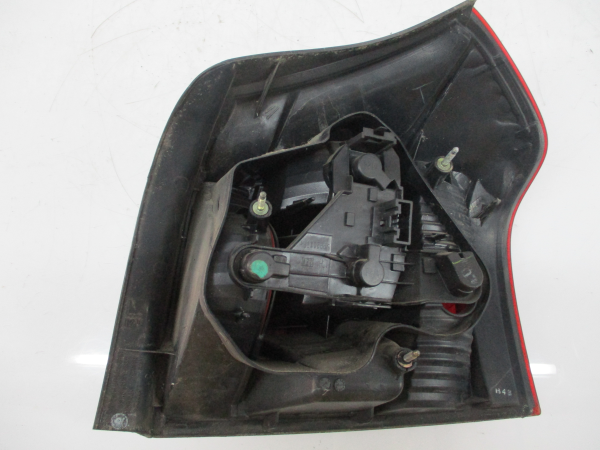 Farolim esquerdo TOYOTA Corolla Hatchback (_E12_) Imagem-3 Farolim esquerdo TOYOTA Corolla Hatchback (_E12_) Imagem-3
