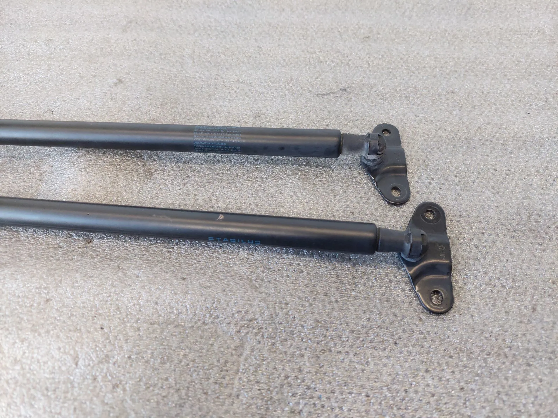 Amortisseur de coffre HONDA Civic VIII Hatchback (FN_, FK_) Imagem-2