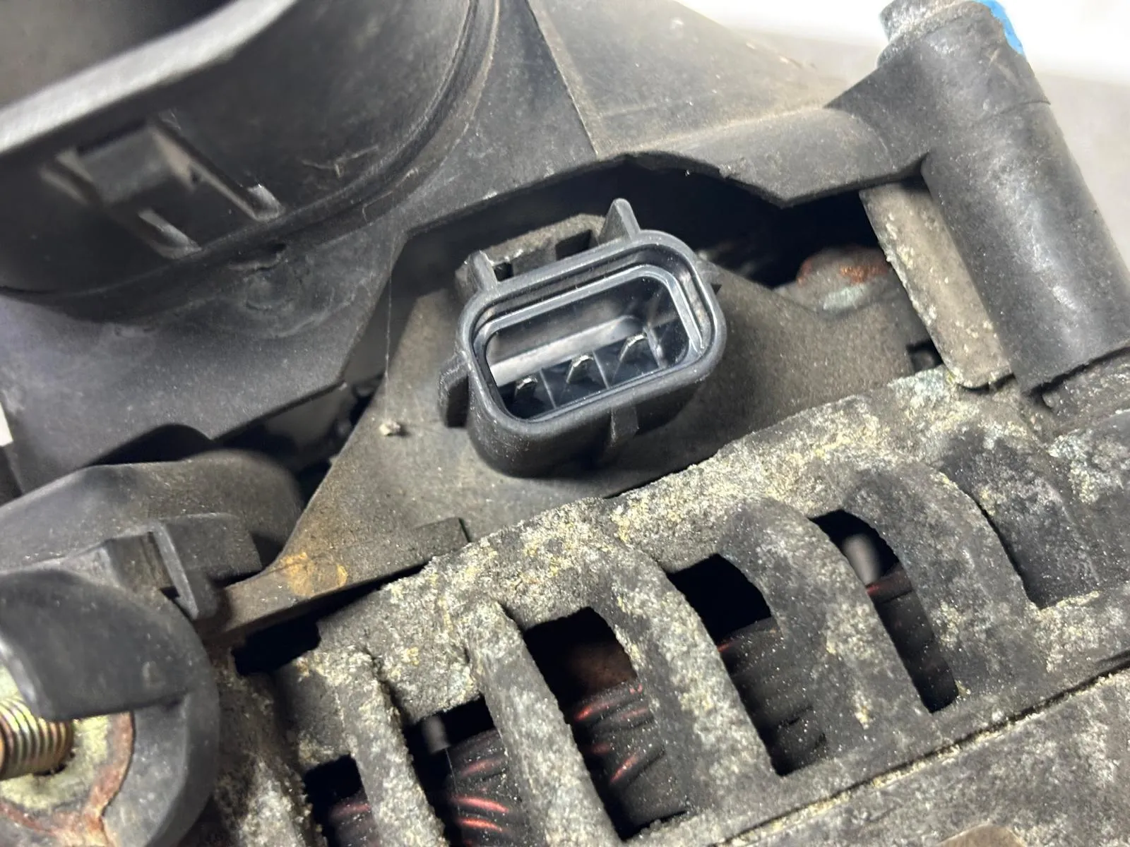 Alternador FORD Mondeo III Carrinha (BWY) Imagem-2