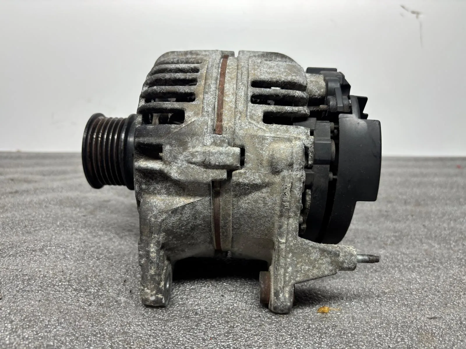 Alternador VOLKSWAGEN Lupo (6X1, 6E1) Imagem-3