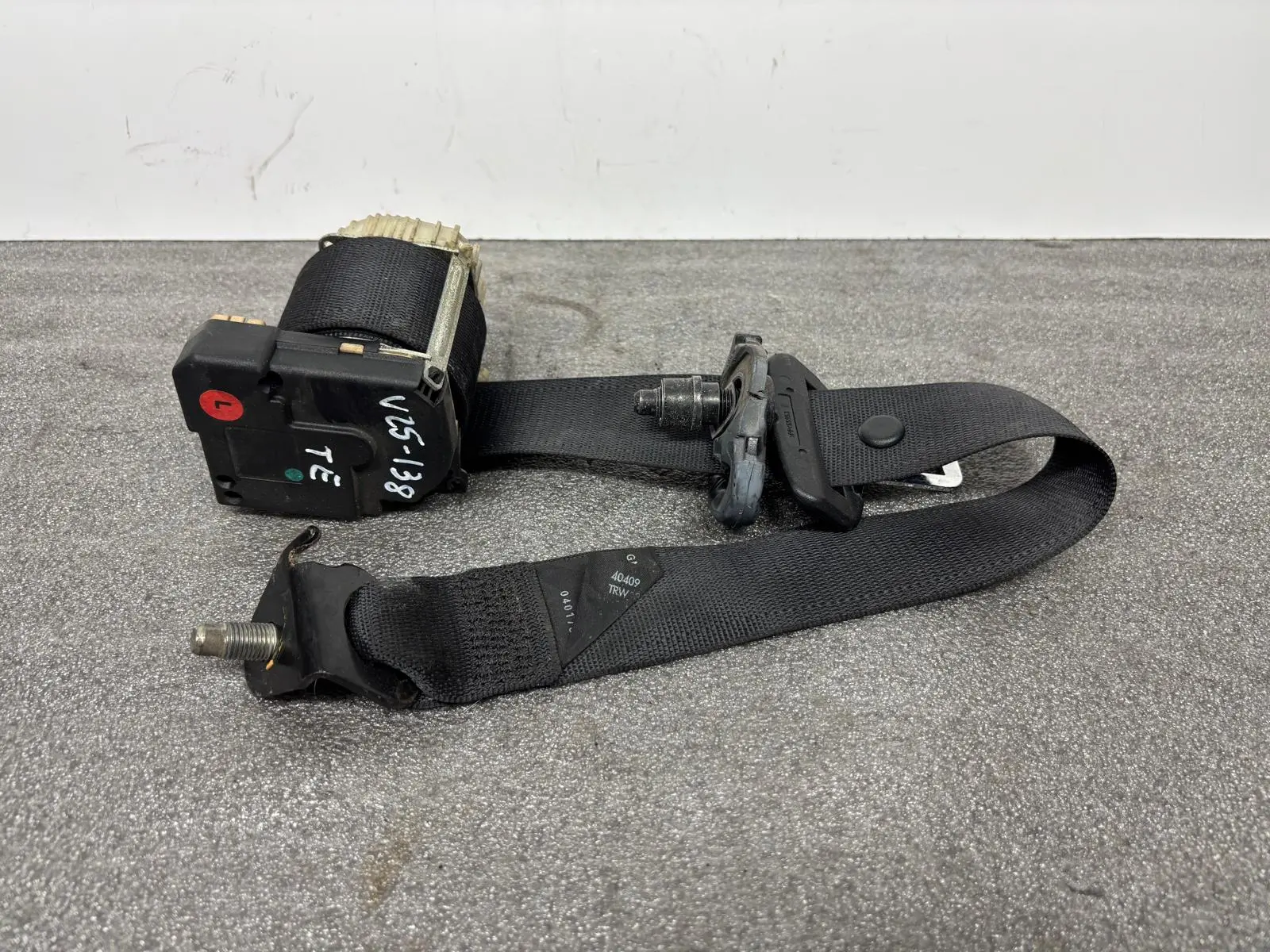 Left rear seatbelt OPEL Corsa C