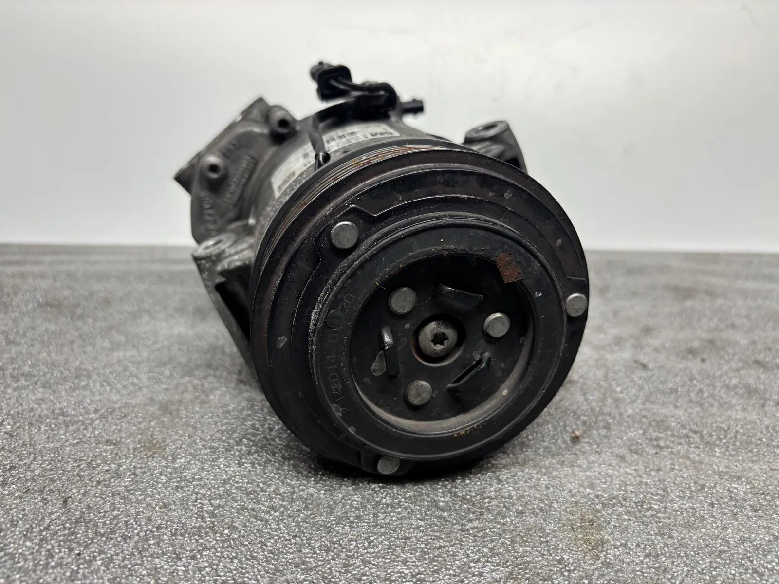 Compresseur AC OPEL Astra J Sports Tourer Imagem-2