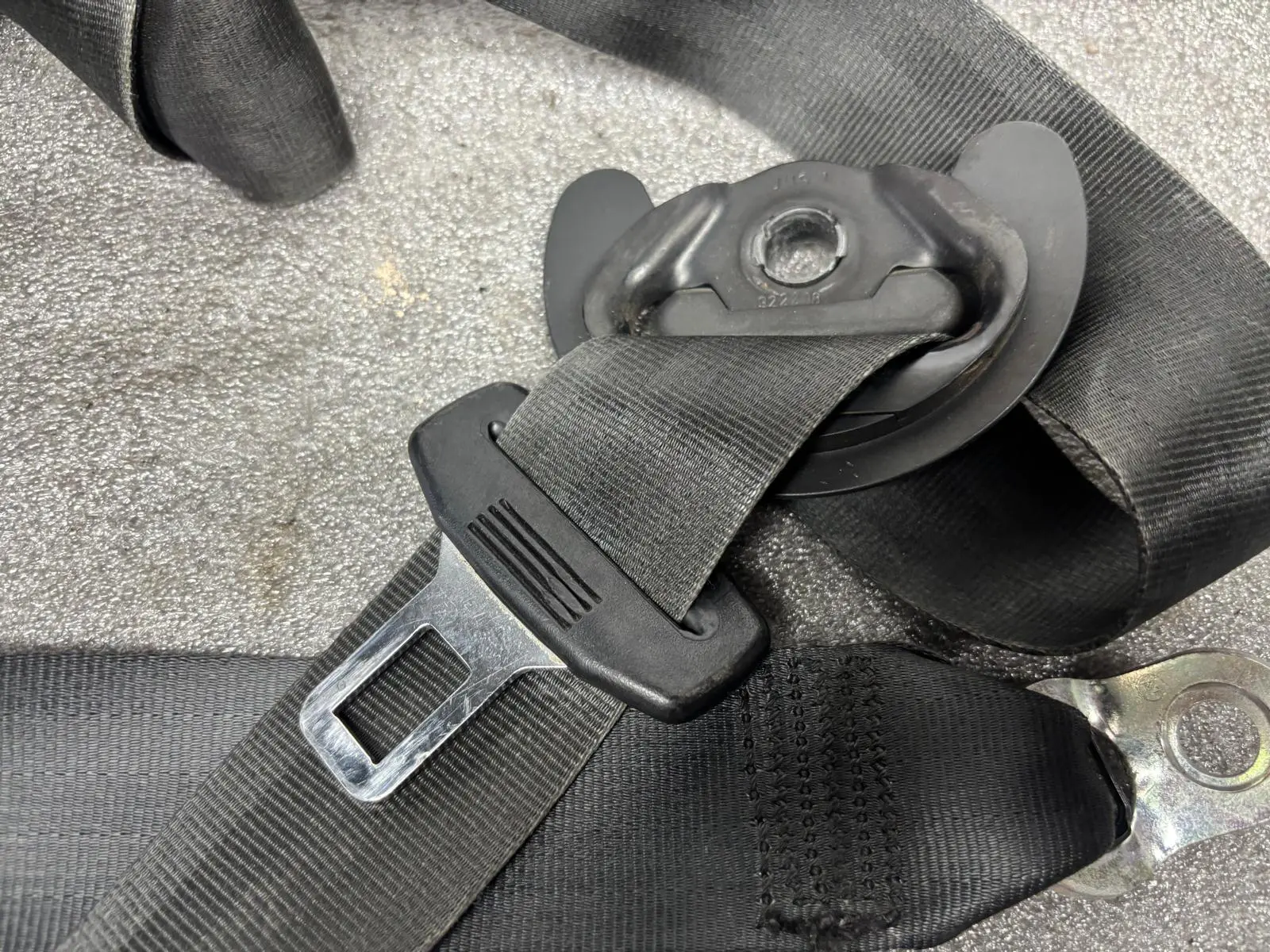 Cinturón delantero izquierdo VOLKSWAGEN Golf V Variant (1K5) Imagem-2