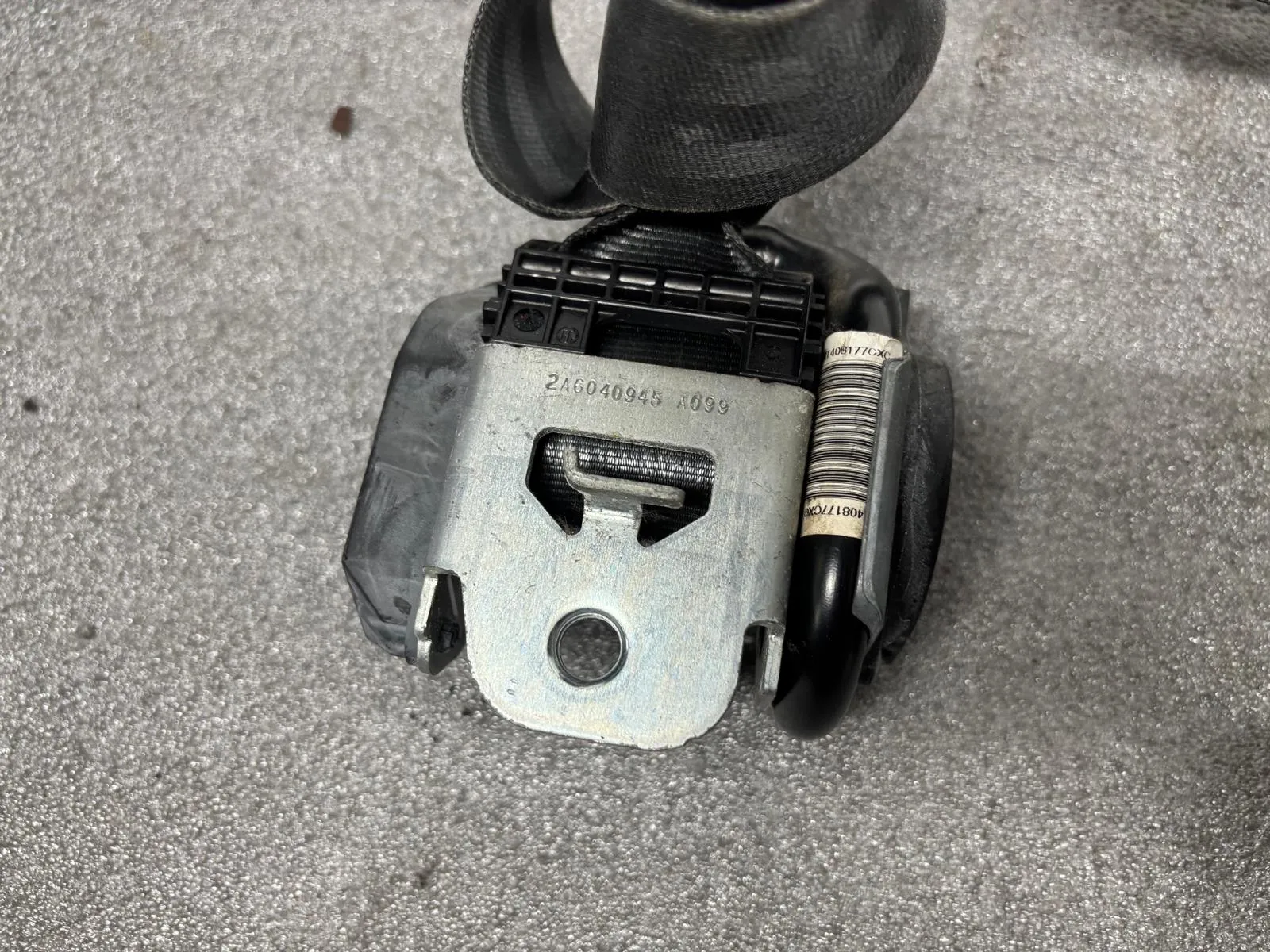 Cinturón delantero izquierdo VOLKSWAGEN Golf V Variant (1K5) Imagem-4