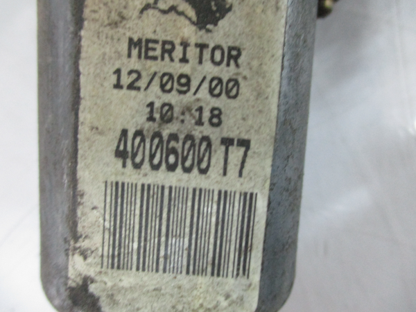 Elevador vidros frente direito NISSAN Almera II Sedan (N16) Imagem-2