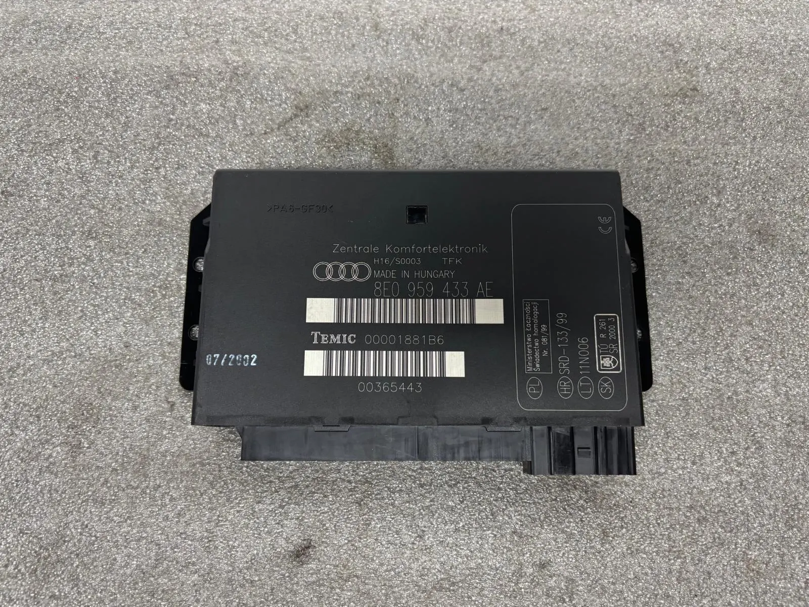 Módulo confort AUDI A4 (8E2, B6)