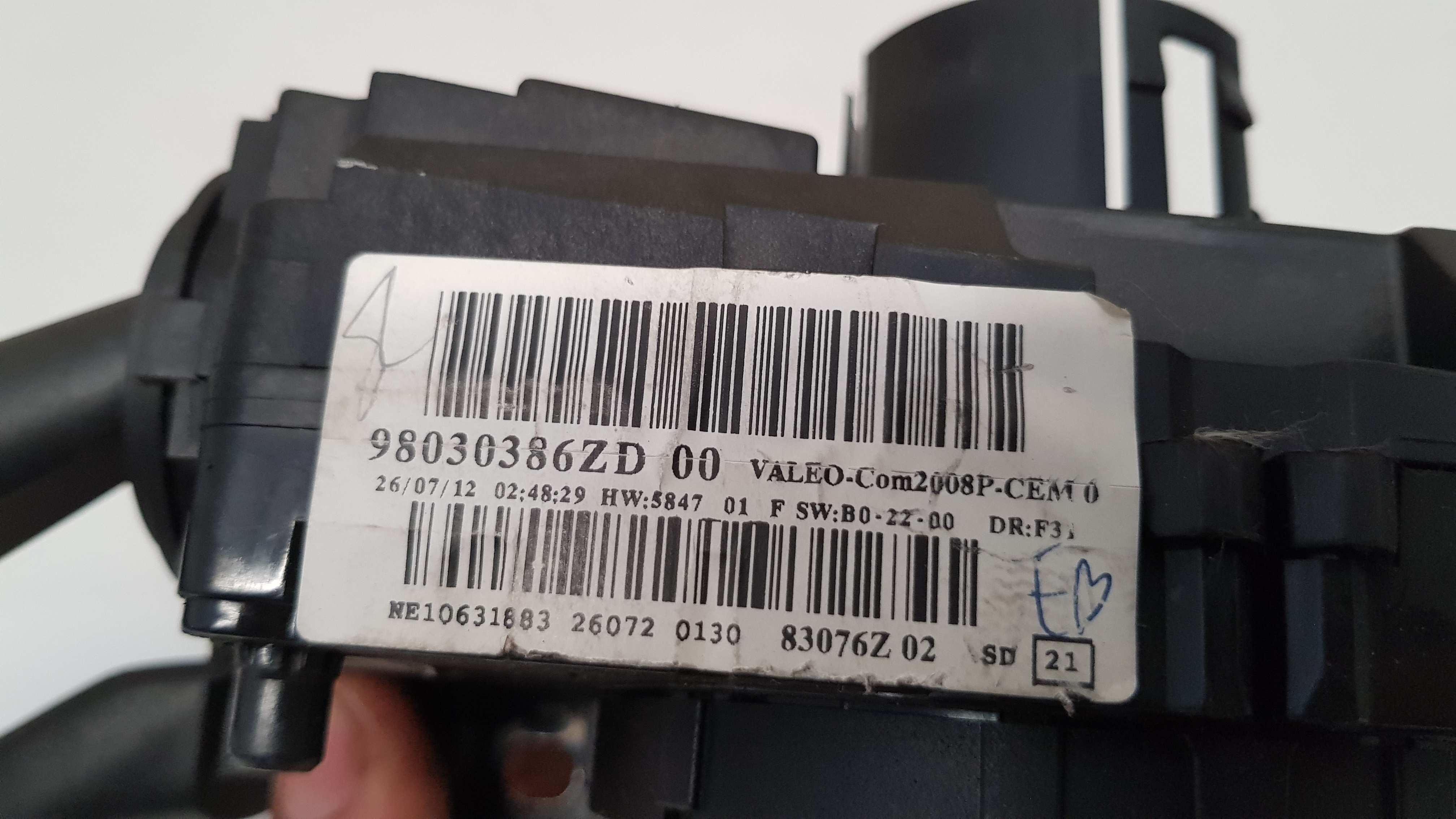 Conjunto / manetes de luzes e limpa vidros PEUGEOT 208 Imagem-3