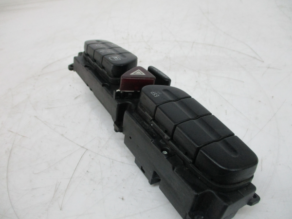 Interruptor / Botao MERCEDES-BENZ Classe C (W203) Imagem-2