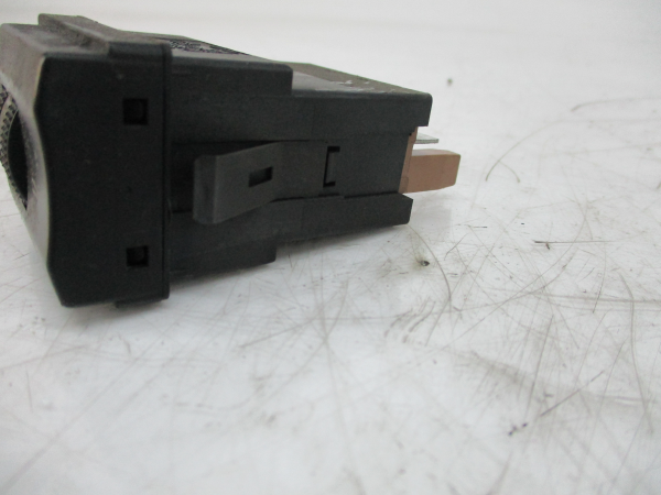 Interruptor / Botao AUDI A3 (8L1) Imagem-2
