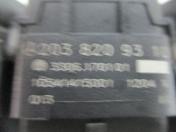 Interruptor / Botao MERCEDES-BENZ Classe C (W203) Imagem-3