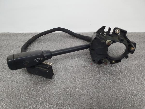 Conjunto / manetes de luzes e limpa vidros MERCEDES-BENZ Três volumes (W124)