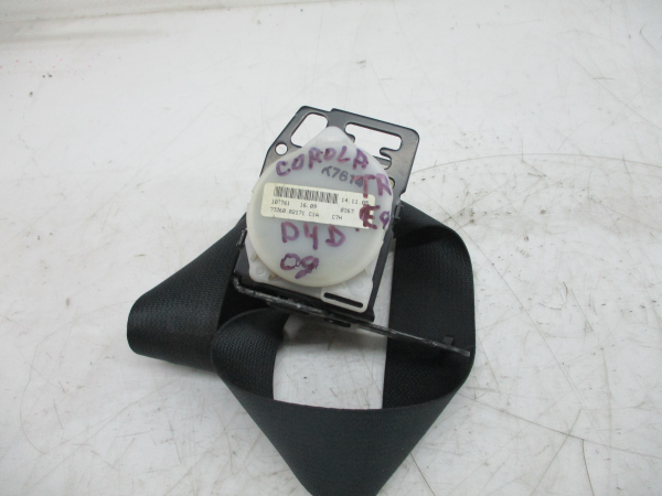 Left rear seatbelt TOYOTA Corolla Hatchback (_E12_) Imagem-1