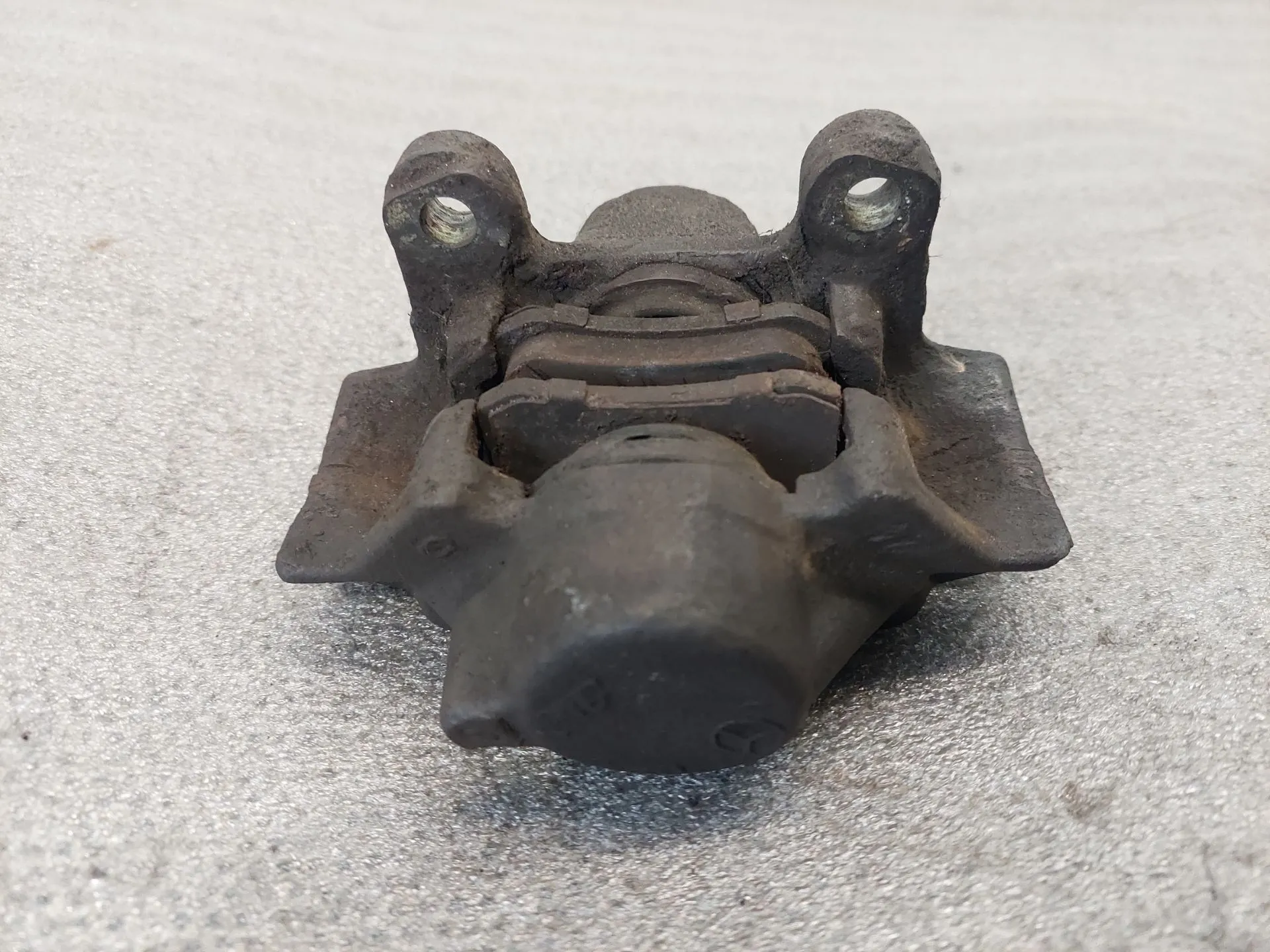 Étrier de frein arrière gauche MERCEDES-BENZ Classe C (W202) Imagem-4