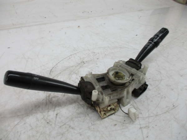 Conjunto / manetes de luzes e limpa vidros TOYOTA Corolla Sedan (_E10_) Imagem-1