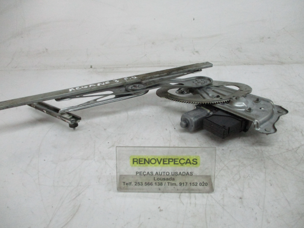 Elevador vidros frente direito RENAULT Megane III (BZ0_)