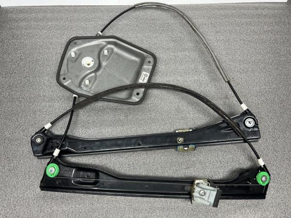 Elevador vidros frente direito VOLKSWAGEN Golf V (1K1) Imagem-1