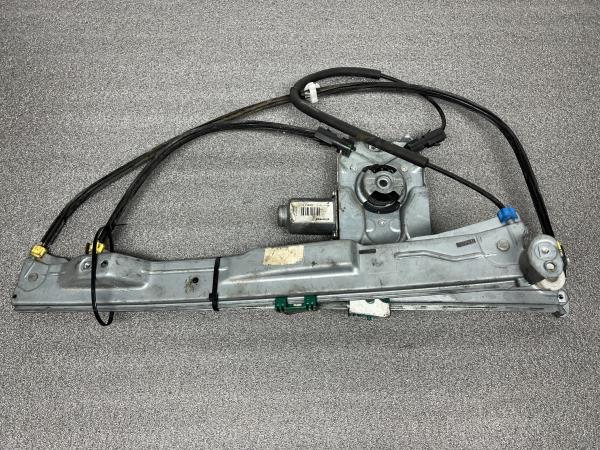 Elevador vidros frente direito RENAULT Clio III (BR0/1, CR0/1)