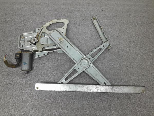 Elevador vidros frente direito TOYOTA Yaris (_P1_)