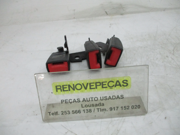 Hebilla de cinturón trasero izquierdo OPEL Corsa D