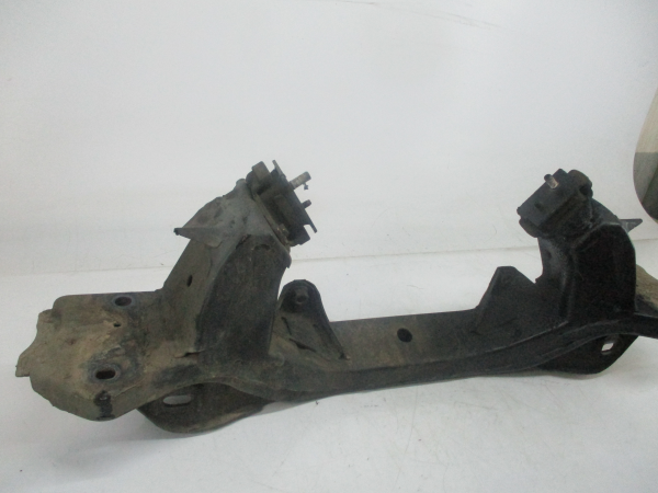 Subchasis delantero TOYOTA HiAce IV (LXH1_, RZH1_, LH1_) Imagem-1