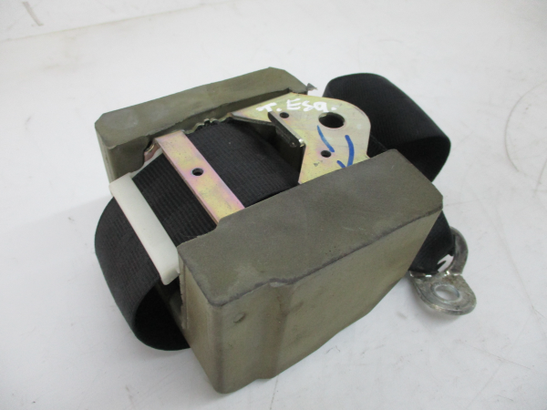 Left rear seatbelt AUDI A3 (8P1) Imagem-1