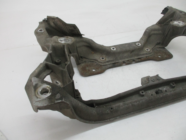 Subchasis delantero MERCEDES-BENZ Classe C (W203) Imagem-1