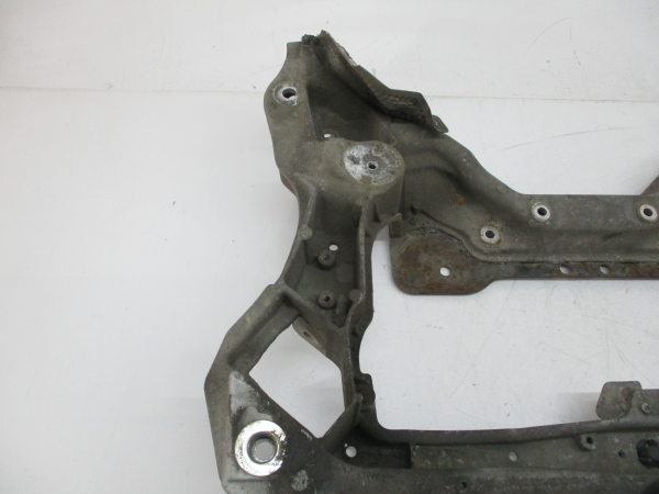 Subchasis delantero MERCEDES-BENZ Classe C (W203) Imagem-6