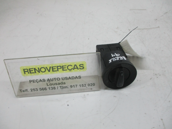 Interruptor / Botao VOLKSWAGEN New Beetle (9C1, 1C1)