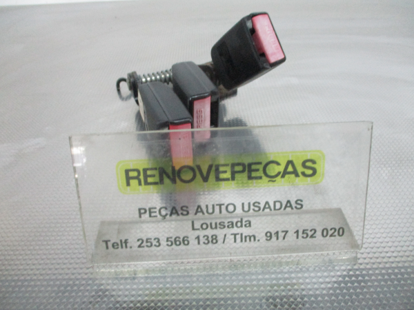 Hebilla de cinturón trasero izquierdo RENAULT Megane II (BM0/1_, CM0/1_)