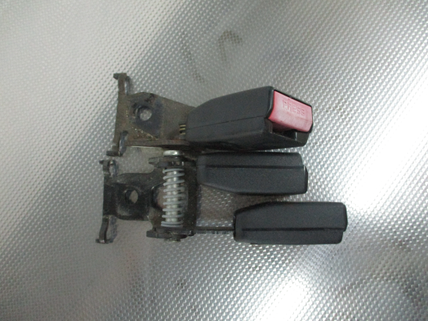 Hebilla de cinturón trasero izquierdo RENAULT Megane II (BM0/1_, CM0/1_) Imagem-4