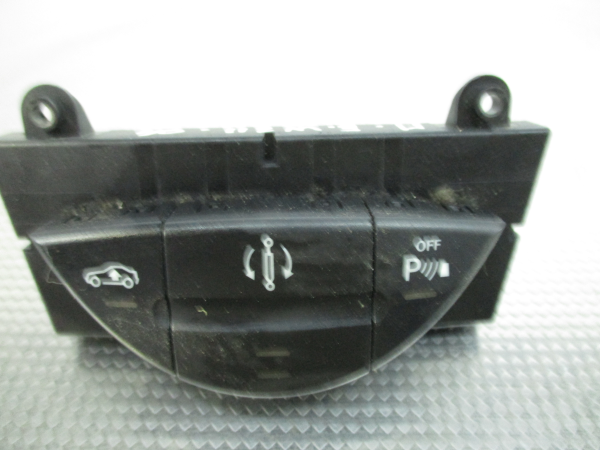 Interruptor / Botao MERCEDES-BENZ Classe E (W211) Imagem-2