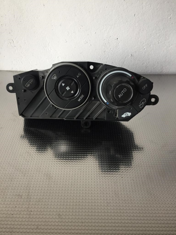 Comando chauffage / sofagem HONDA Civic VIII Hatchback (FN_, FK_)