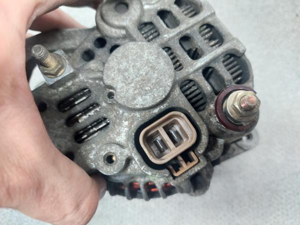 Alternador MITSUBISHI Lancer VI Sedan (CJ_, CP_) Imagem-3 Alternador MITSUBISHI Lancer VI Sedan (CJ_, CP_) Imagem-3