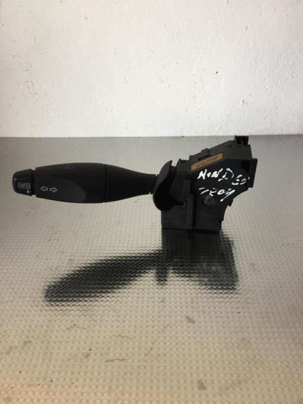 Conjunto / manetes de luzes e limpa vidros FORD Mondeo III Carrinha (BWY)